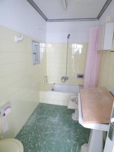 Image No.19-9 Bed Townhouse for sale