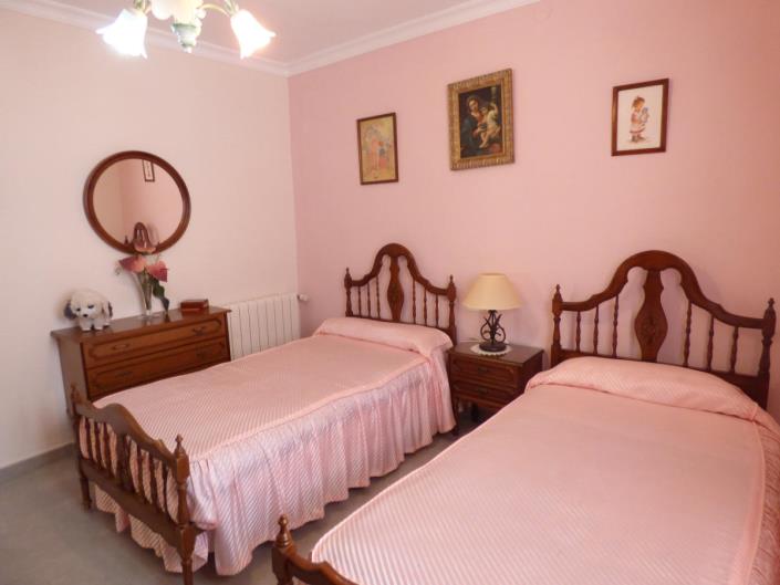 Image No.25-3 Bed Villa for sale