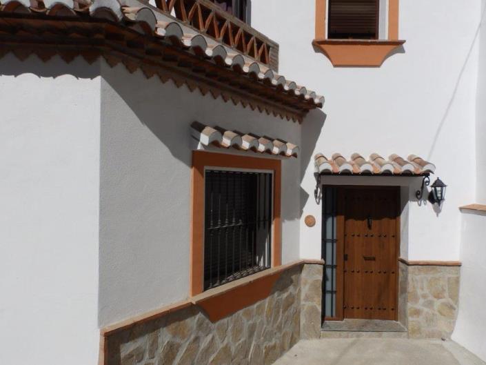 Image No.2-3 Bed Townhouse for sale