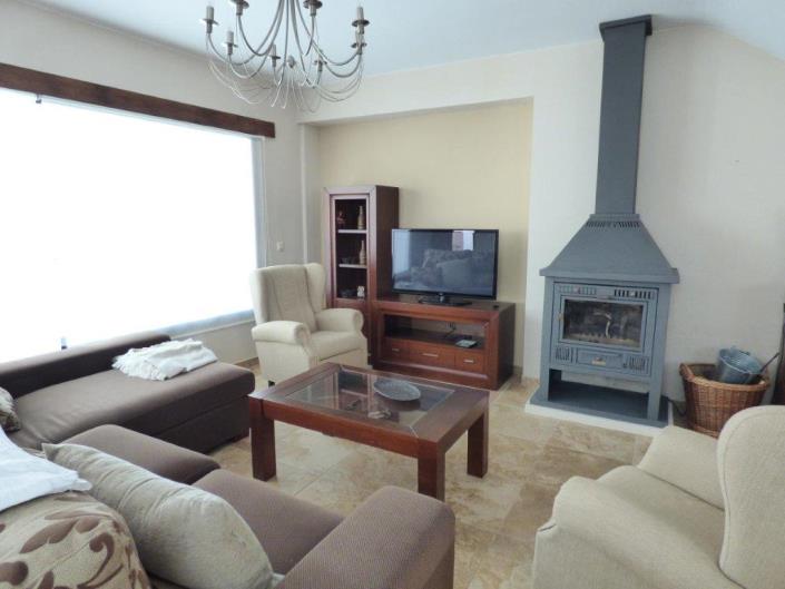 Image No.8-3 Bed Townhouse for sale