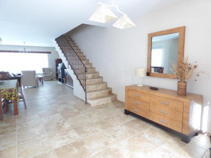 Image No.23-3 Bed Townhouse for sale