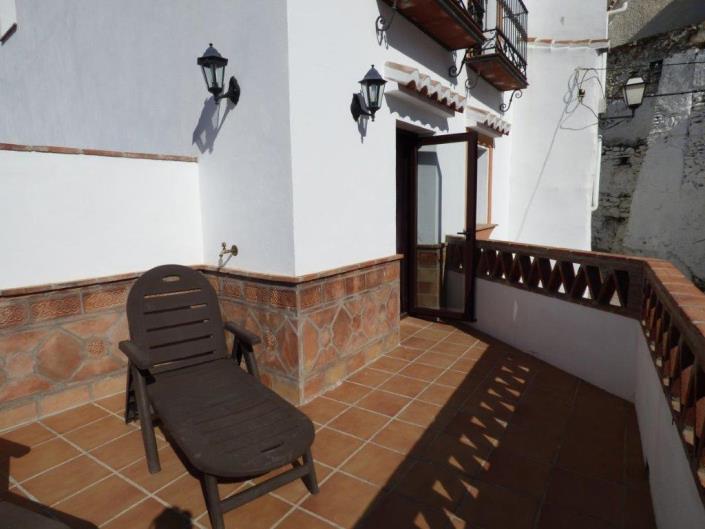 Image No.39-3 Bed Townhouse for sale