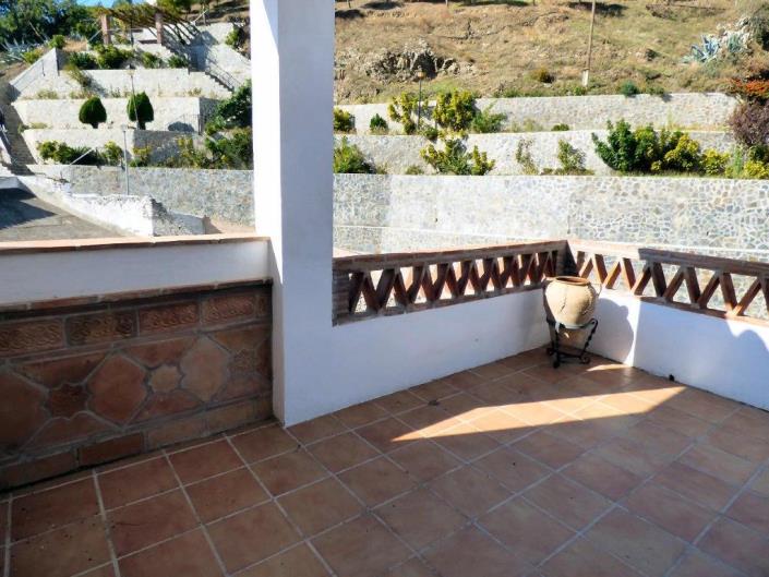 Image No.50-3 Bed Townhouse for sale