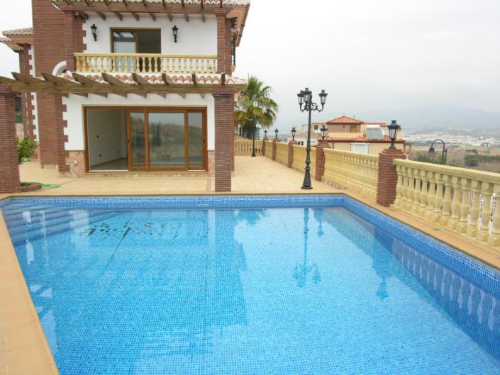 Image No.2-3 Bed Villa for sale