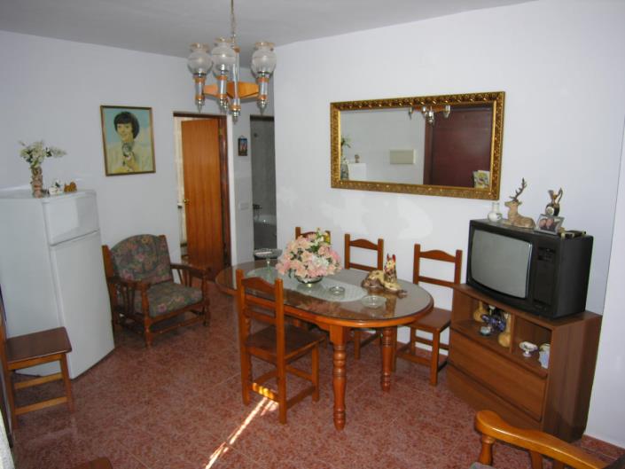 Image No.4-2 Bed Townhouse for sale