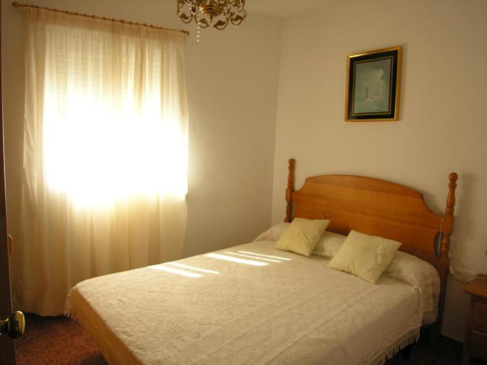 Image No.7-2 Bed Townhouse for sale