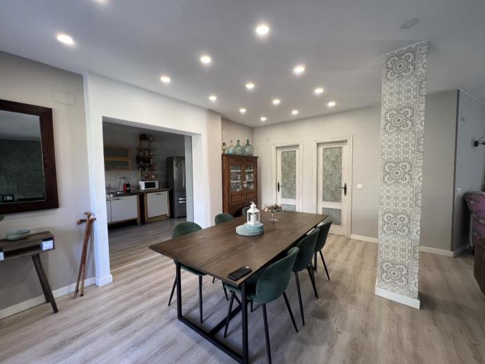 Image No.4-4 Bed Townhouse for sale