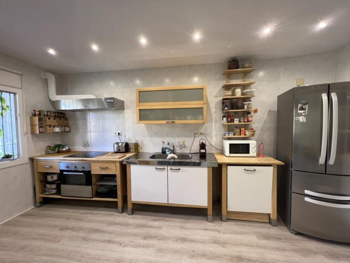 Image No.11-4 Bed Townhouse for sale