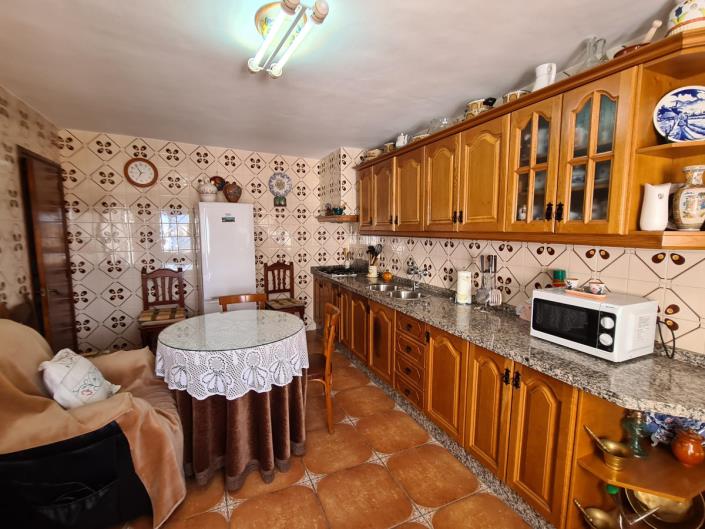 Image No.5-4 Bed Townhouse for sale