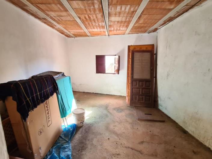 Image No.30-4 Bed Townhouse for sale