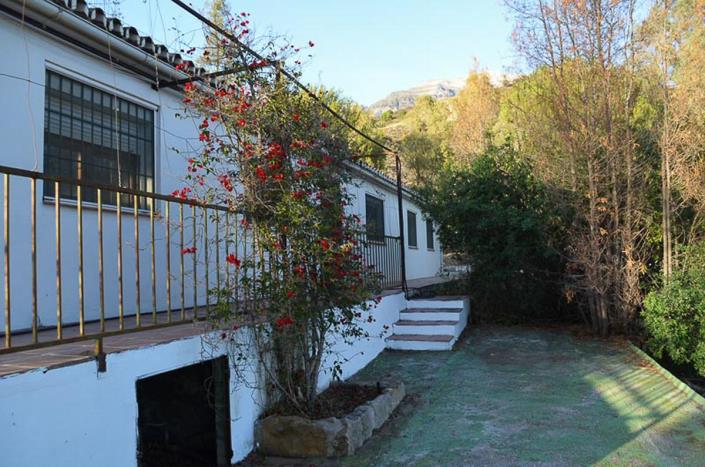 Image No.7-3 Bed Country Property for sale