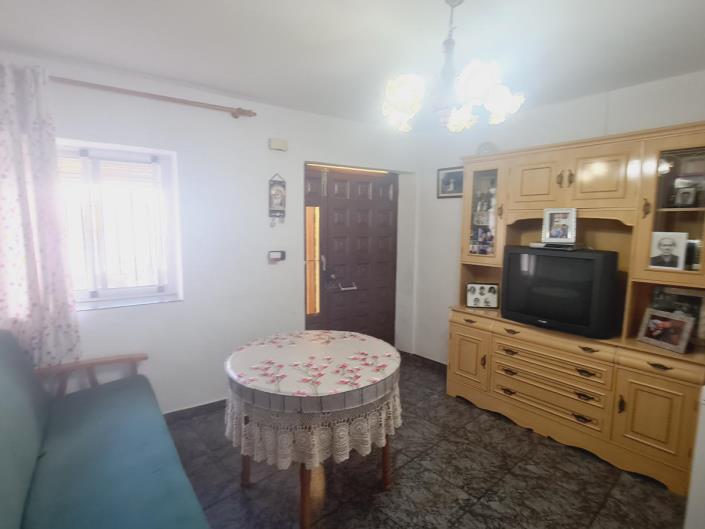 Image No.3-6 Bed Townhouse for sale