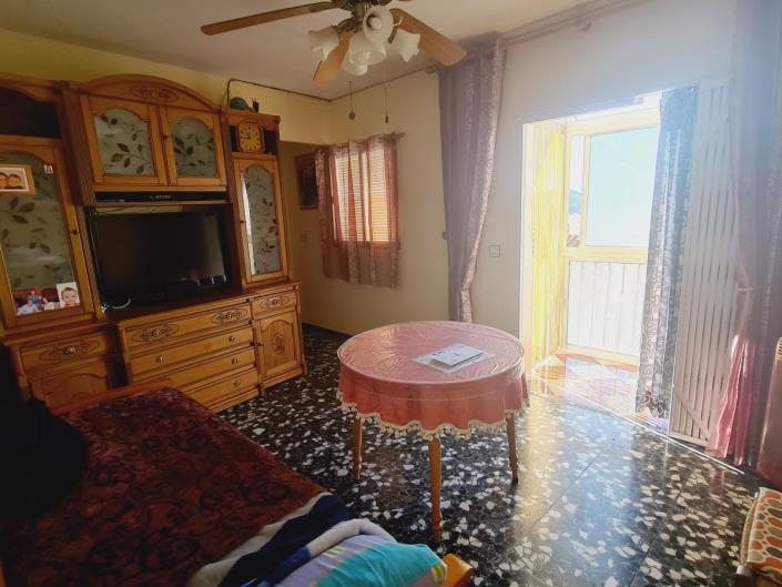 Image No.8-6 Bed Townhouse for sale