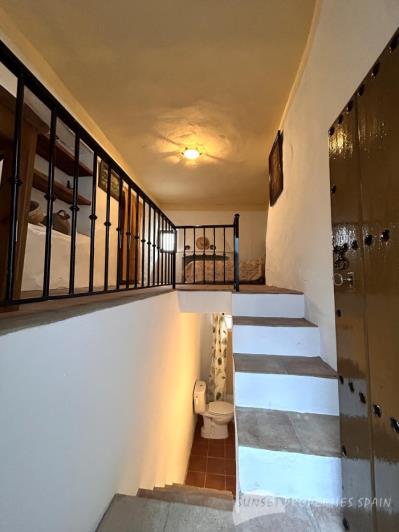 Image No.9-4 Bed Townhouse for sale