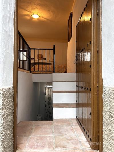 Image No.8-4 Bed Townhouse for sale