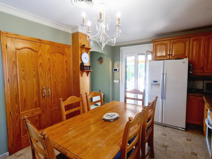 Image No.21-4 Bed Villa for sale