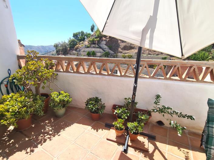 Image No.27-4 Bed Townhouse for sale