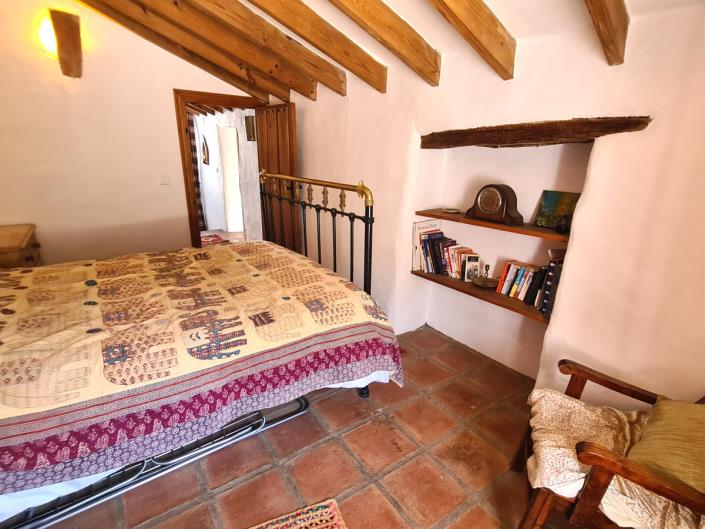 Image No.29-4 Bed Townhouse for sale