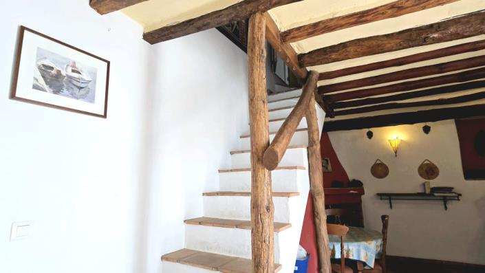 Image No.9-1 Bed Townhouse for sale