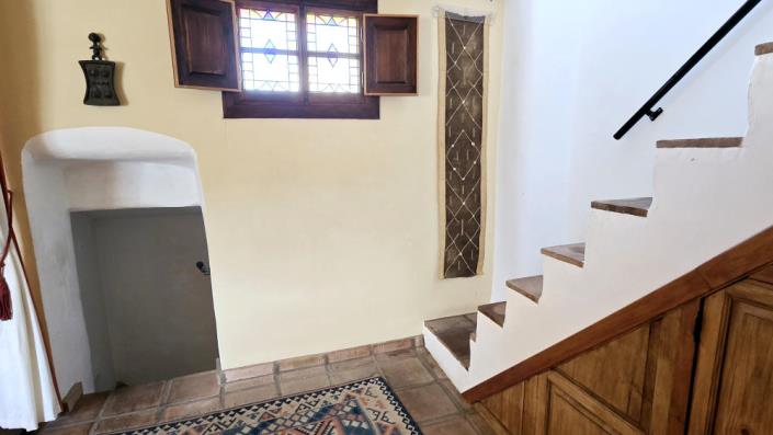 Image No.12-1 Bed Townhouse for sale