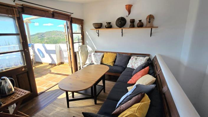 Image No.16-1 Bed Townhouse for sale