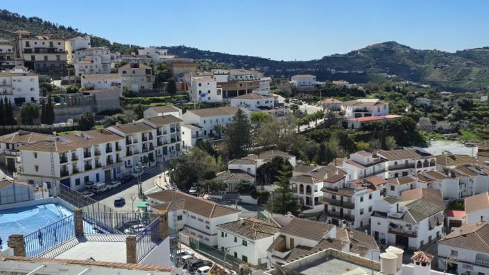 Image No.19-1 Bed Townhouse for sale