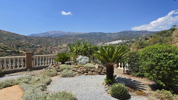 Image No.10-5 Bed Villa for sale