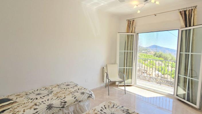 Image No.47-5 Bed Villa for sale