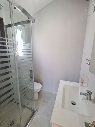 Image No.12-2 Bed Townhouse for sale