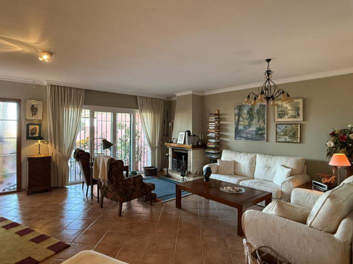 Image No.4-3 Bed Townhouse for sale