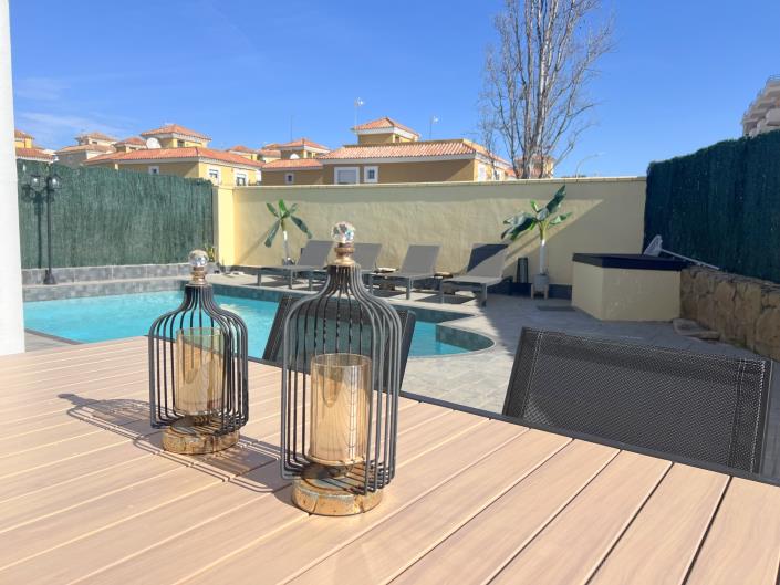 Image No.14-4 Bed Villa / Detached for sale