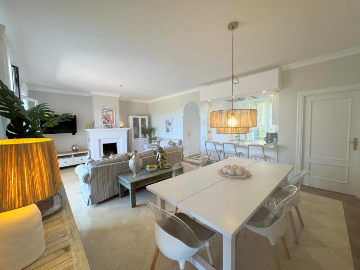 Image No.21-2 Bed Apartment for sale