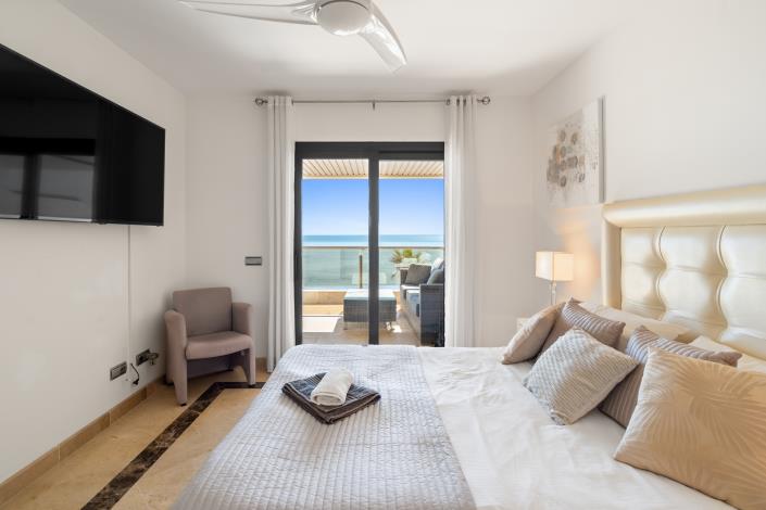 Image No.17-3 Bed Apartment for sale