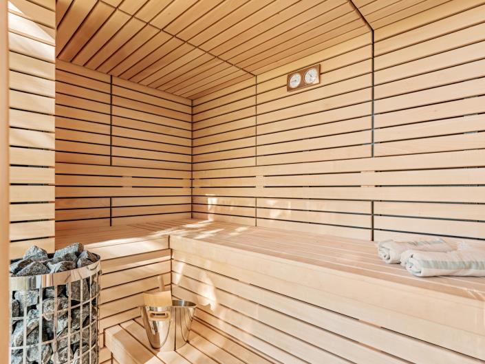 Image No.35-6 Bed Villa / Detached for sale