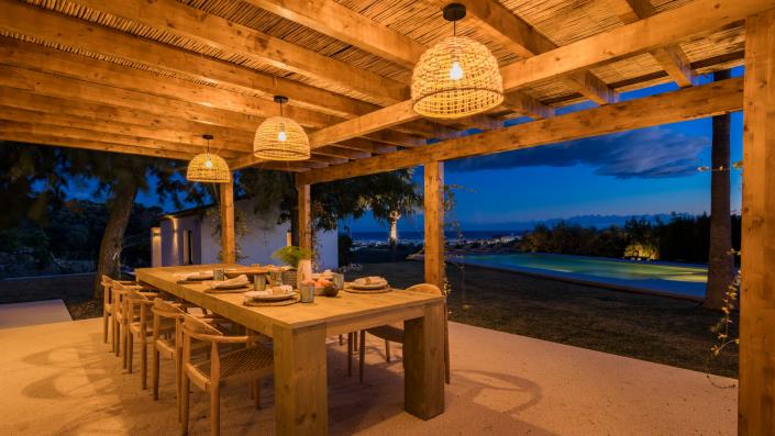 Image No.50-6 Bed Villa / Detached for sale