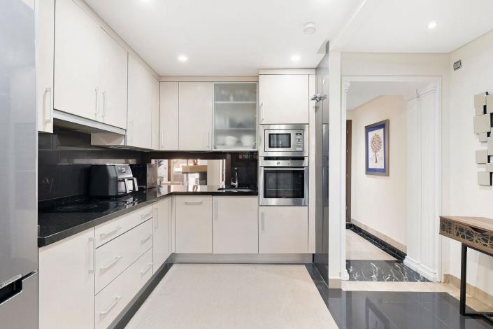 Image No.12-4 Bed Penthouse for sale