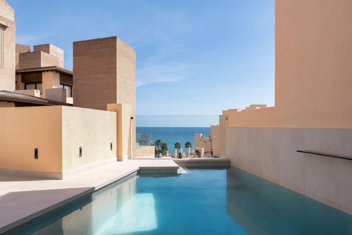 Image No.23-4 Bed Penthouse for sale