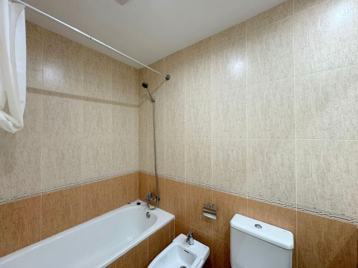 Image No.10-3 Bed Townhouse for sale