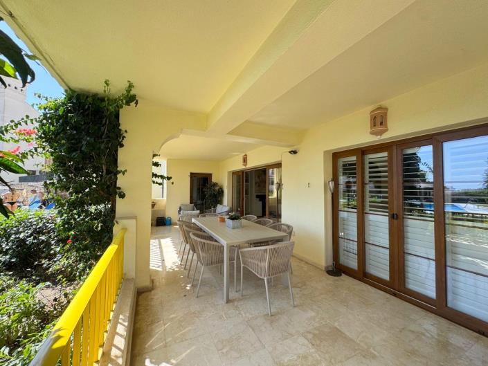 Image No.12-3 Bed Apartment for sale