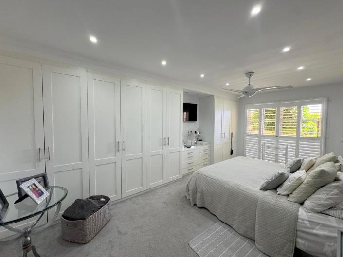 Image No.20-3 Bed Apartment for sale