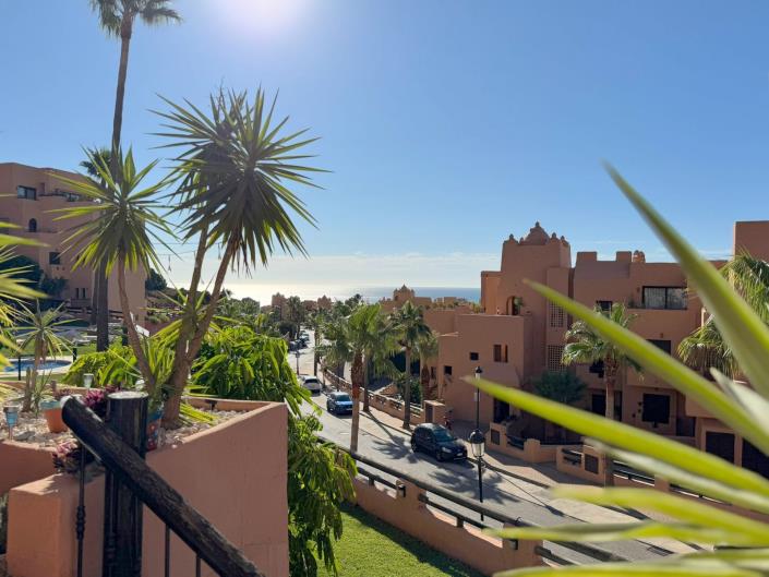 Image No.11-2 Bed Apartment for sale