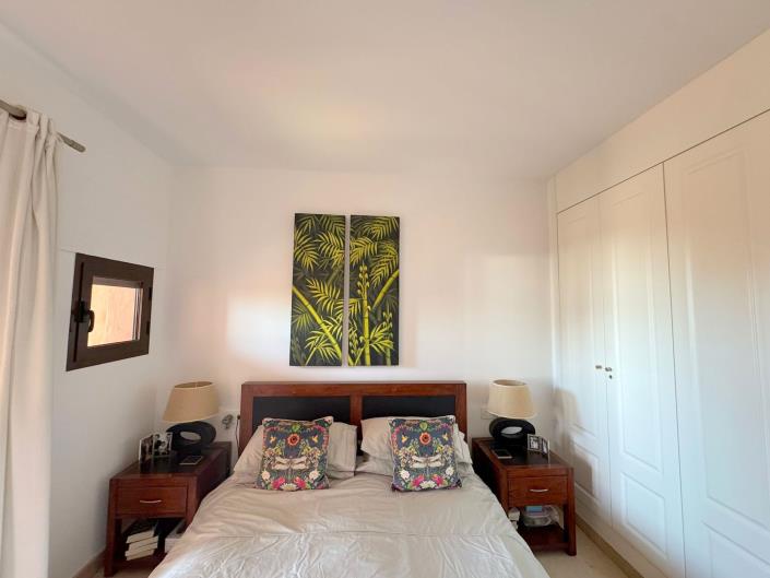 Image No.28-2 Bed Apartment for sale