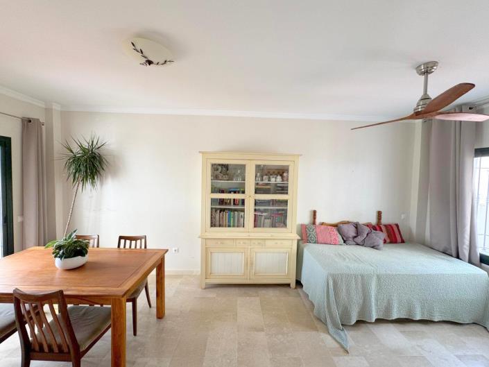 Image No.2-3 Bed House/Villa for sale