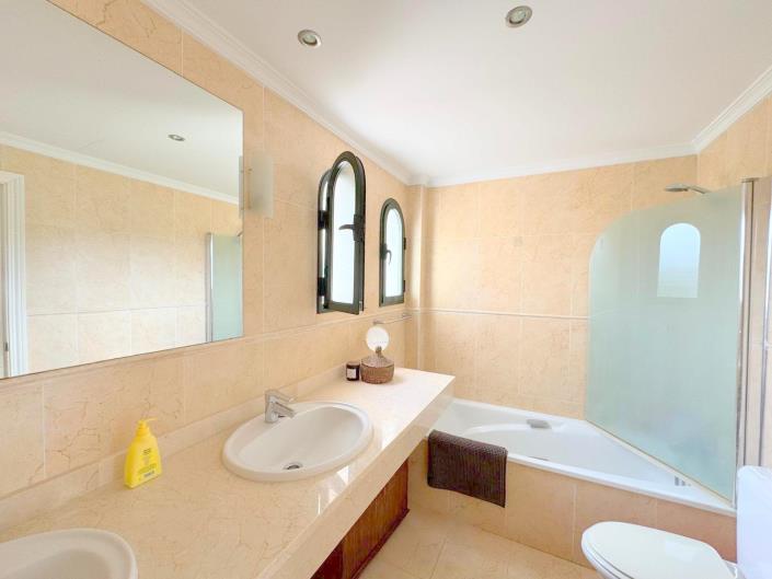 Image No.25-3 Bed House/Villa for sale