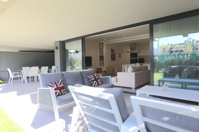 13-5fd73dea700db77384c091ca9818b1a9