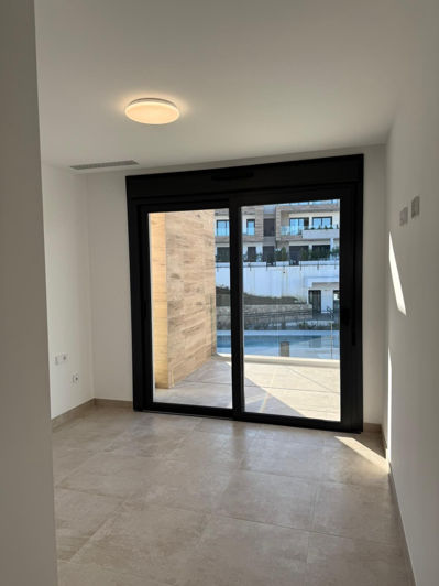 Image No.17-3 Bed Property for sale