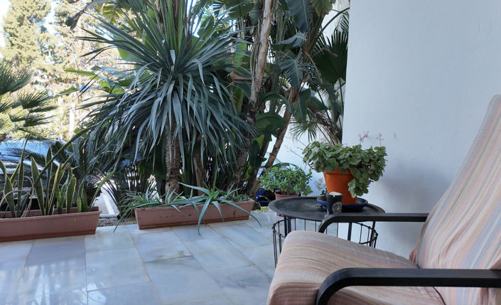 Image No.20-2 Bed Property for sale