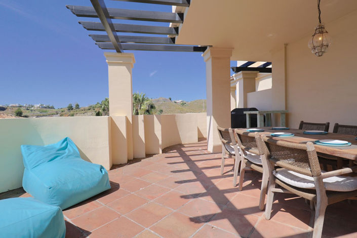 Image No.2-2 Bed Property for sale