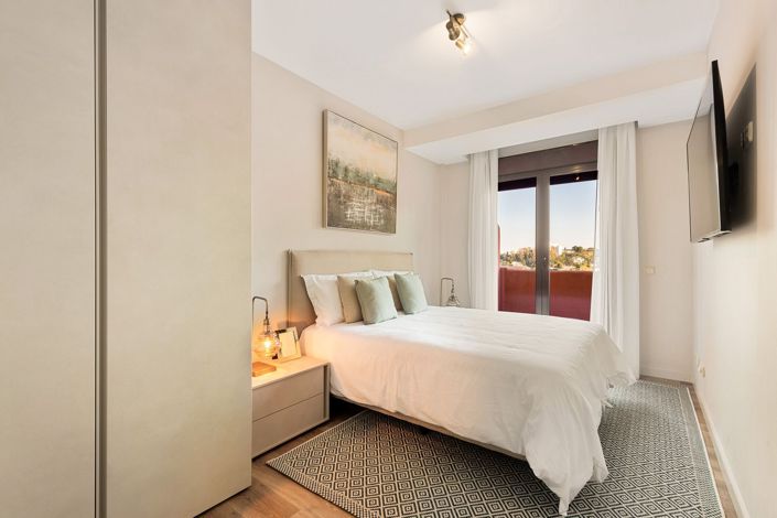 Image No.10-2 Bed Apartment for sale