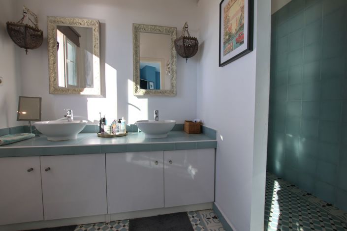 Image No.13-4 Bed House for sale